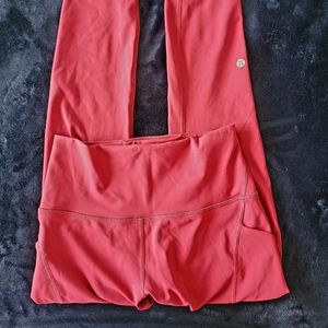 Lululemon 25" Wunder Train Leggings with Pockets